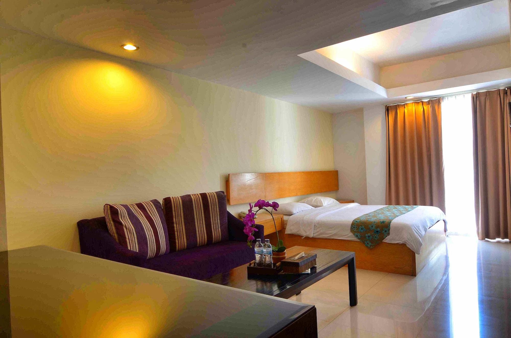Sunset Residence And Condotel Kuta  Exterior photo