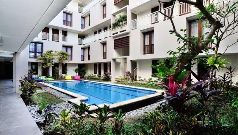 Sunset Residence And Condotel Kuta  Exterior photo