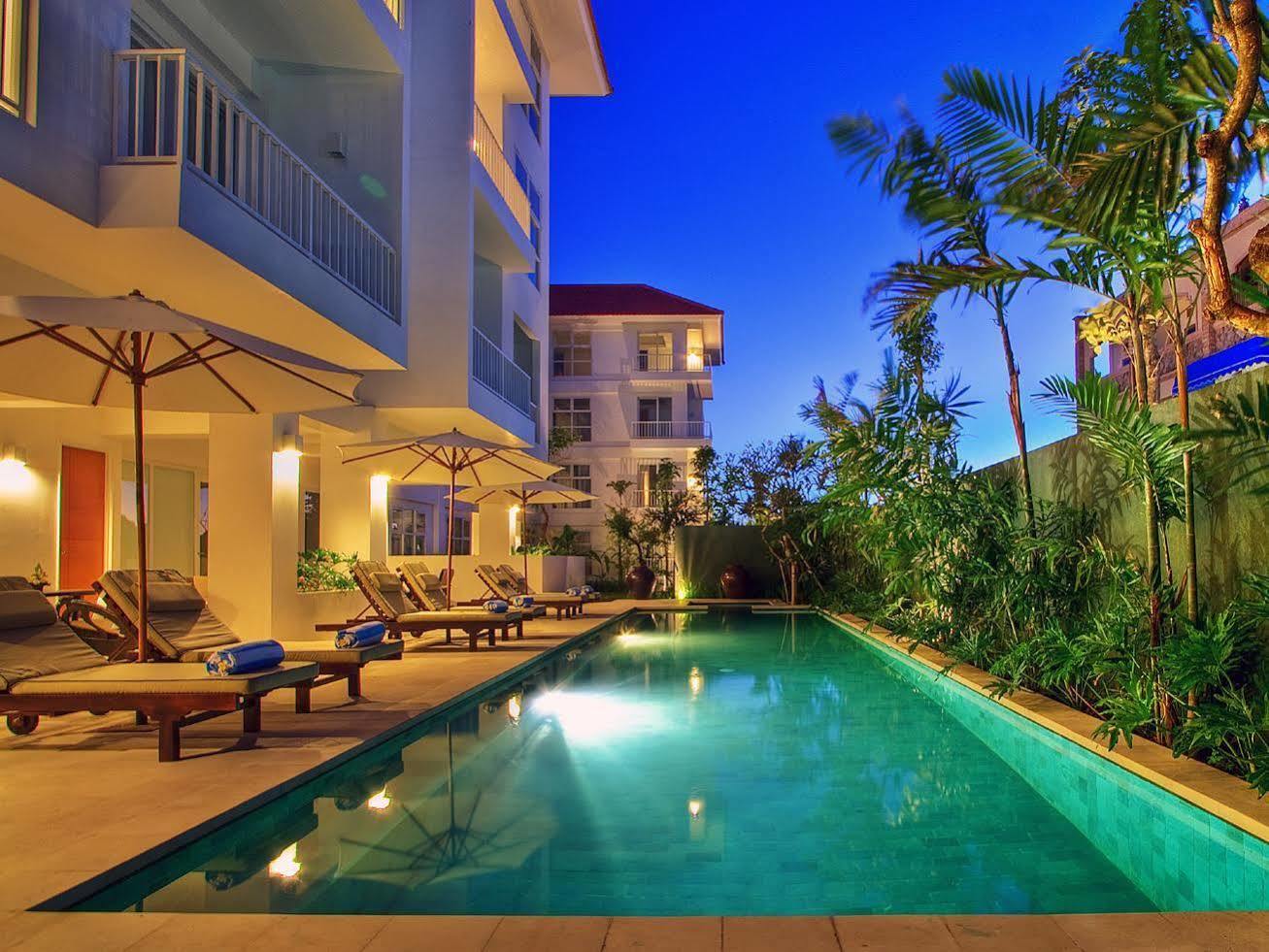 Sunset Residence And Condotel Kuta  Exterior photo